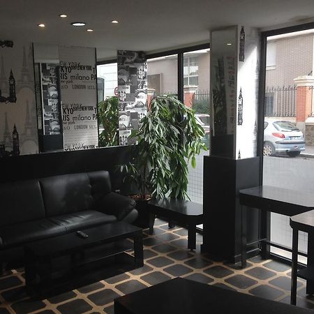 Hotel Paname Клиши Екстериор снимка