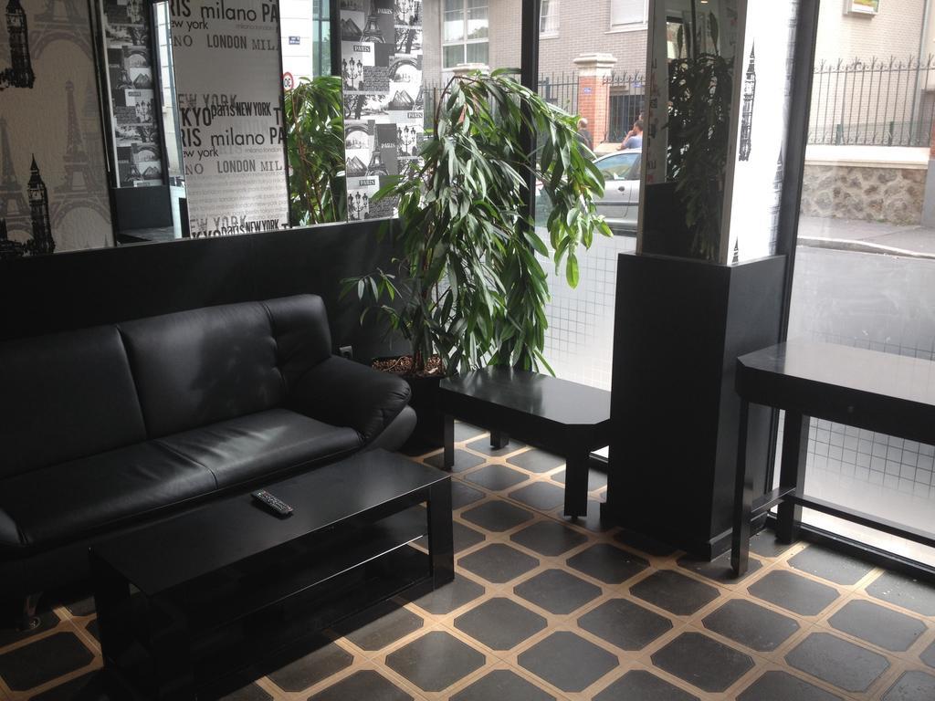 Hotel Paname Клиши Екстериор снимка