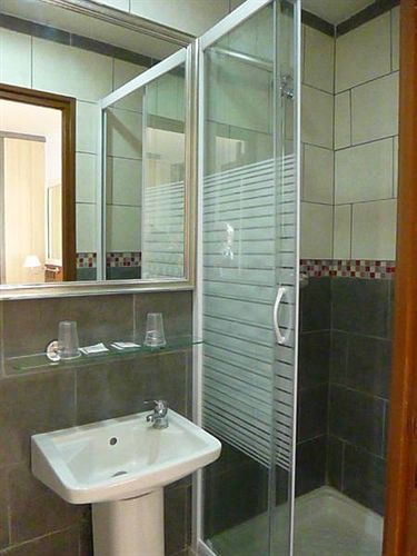 Hotel Paname Клиши Екстериор снимка